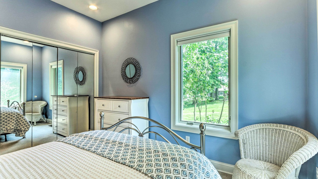 Photo of Bedroom in Middlefield