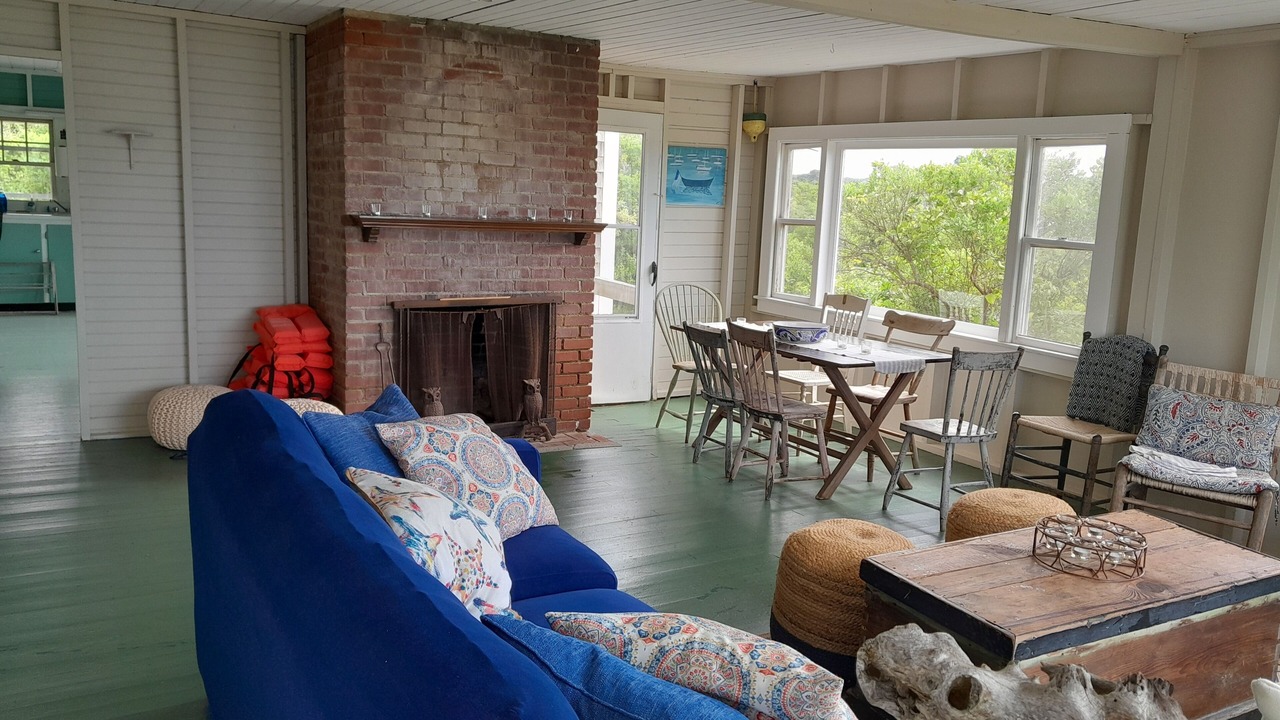 Photo of Livingroom in Chilmark