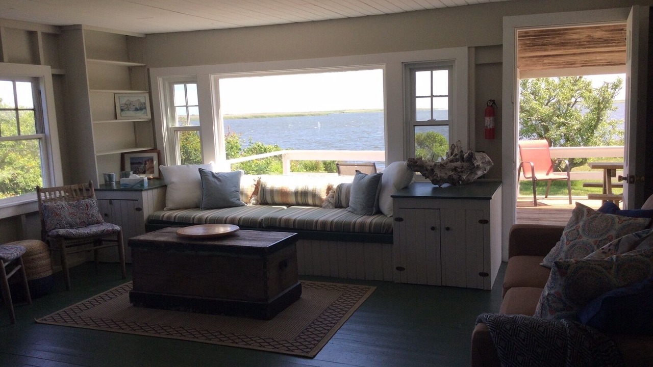 Photo of Livingroom in Chilmark