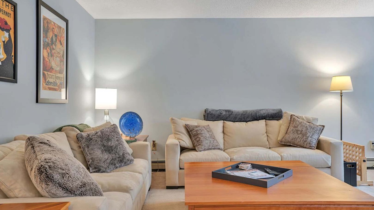 Photo of Livingroom in West Hartford