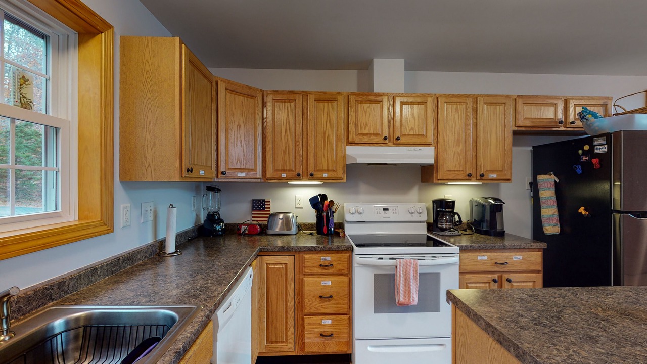 Photo of Kitchen in Moultonborough