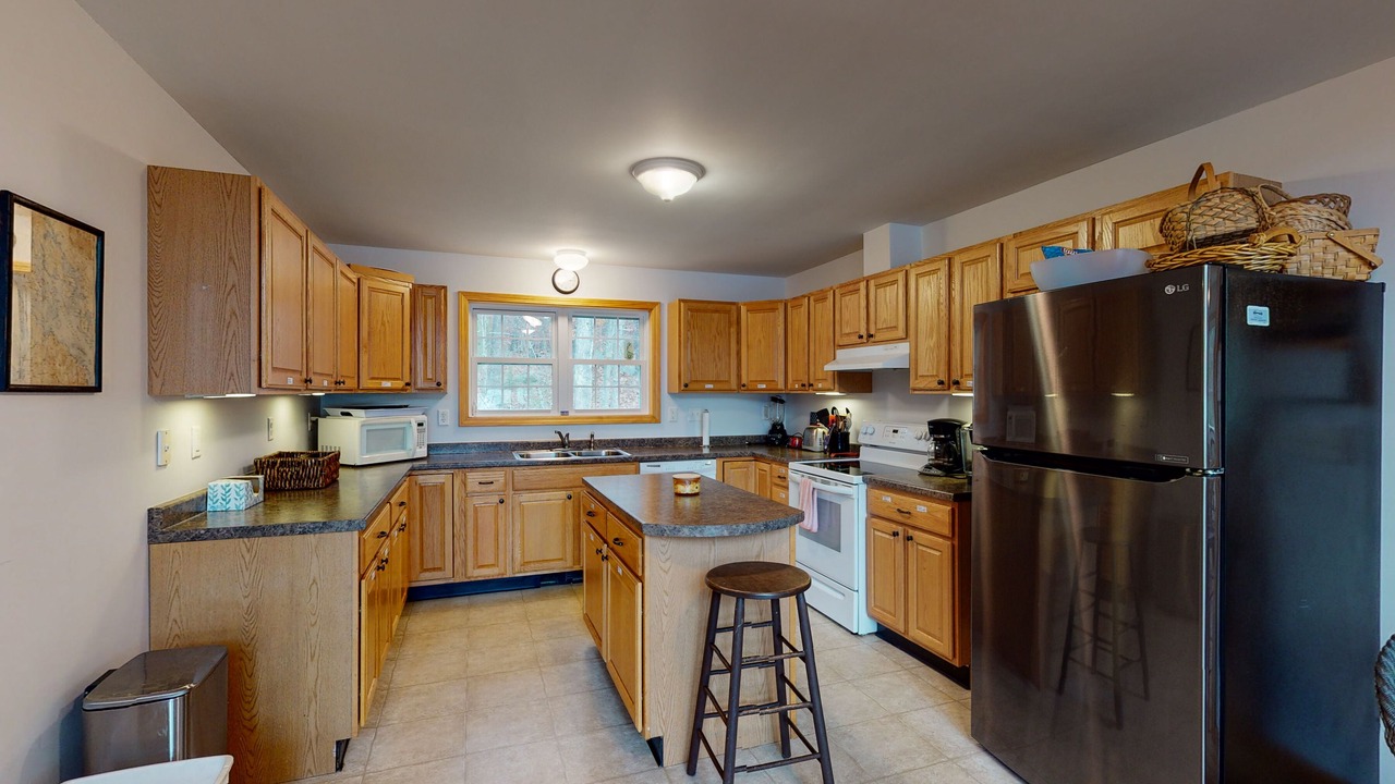 Photo of Kitchen in Moultonborough