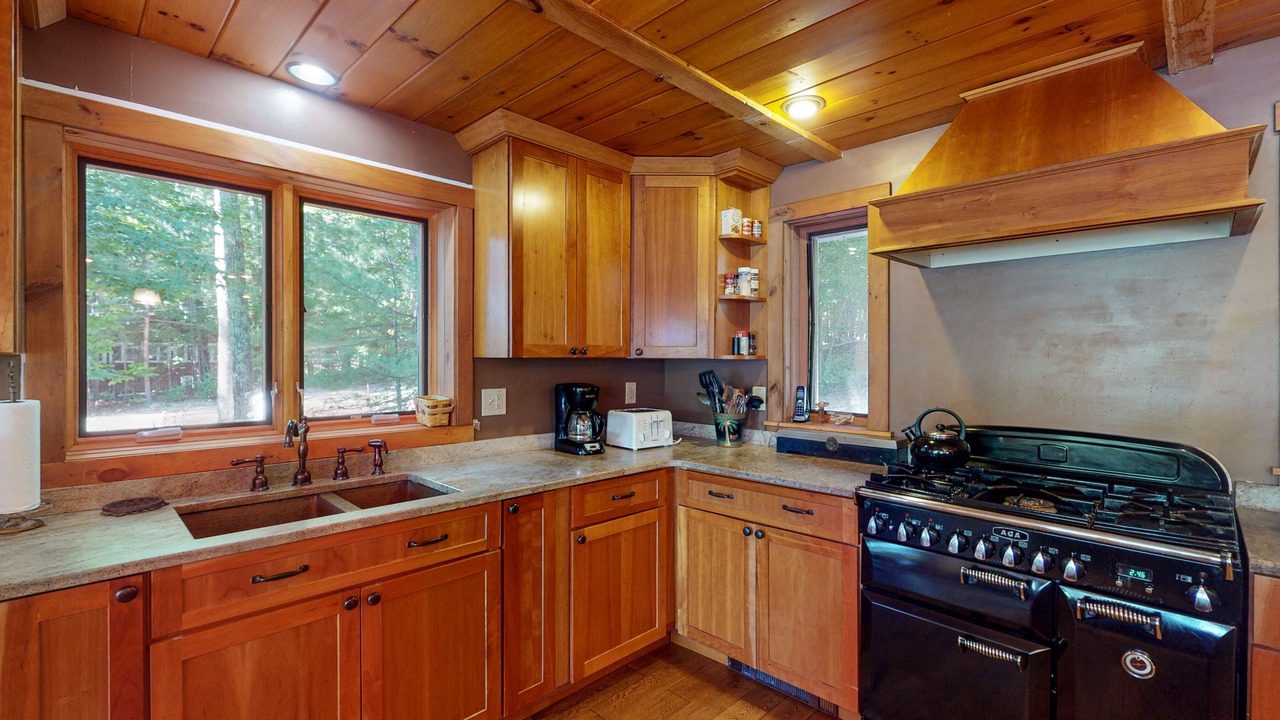 Photo of Kitchen in Moultonborough
