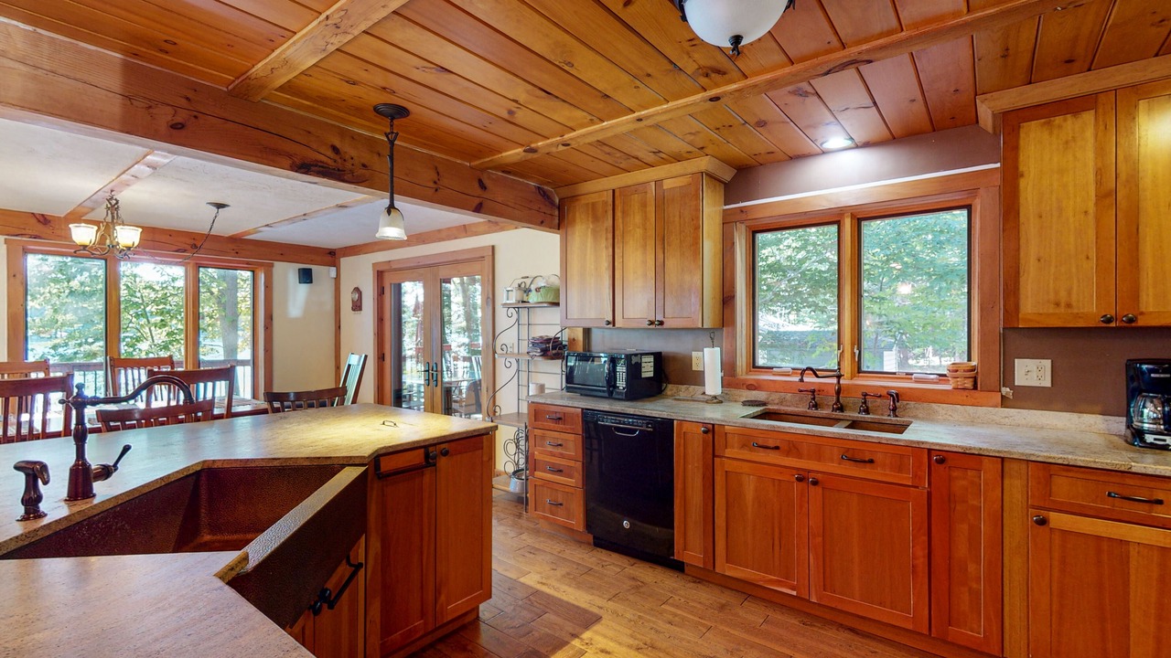 Photo of Kitchen in Moultonborough