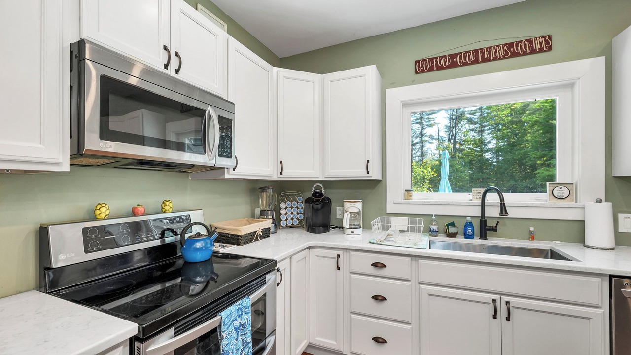 Photo of Kitchen in Mirror Lake
