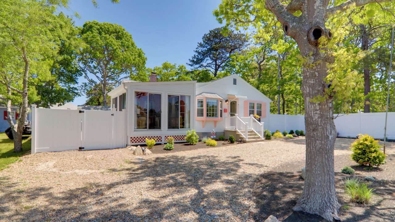 Photo of Others in West Yarmouth