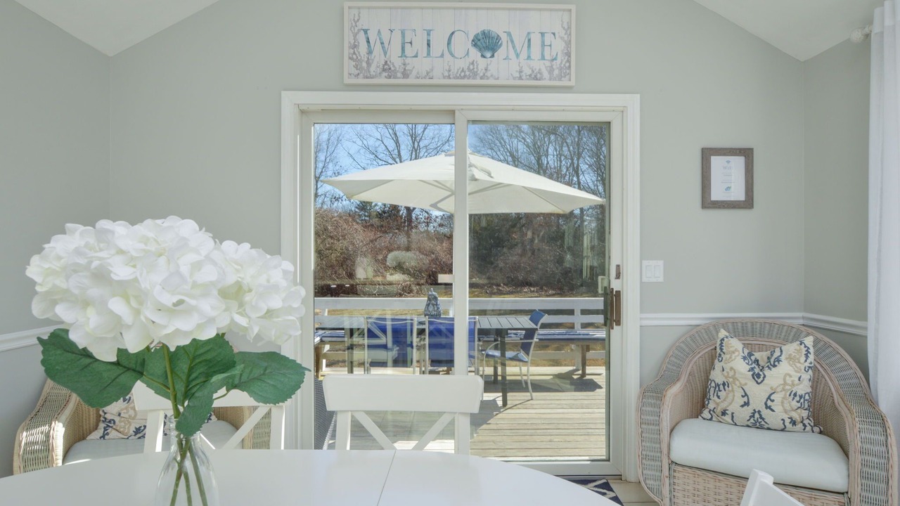 Photo of Livingroom in East Falmouth
