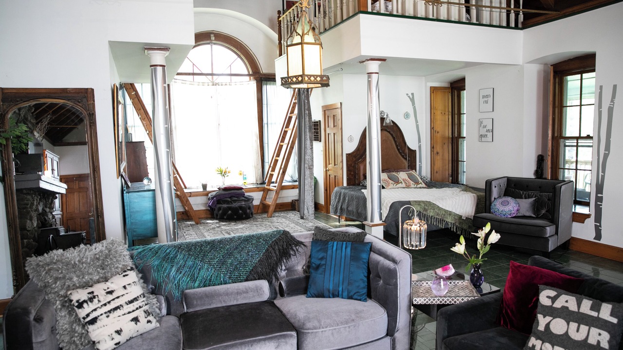 Photo of Livingroom in Town of Grafton