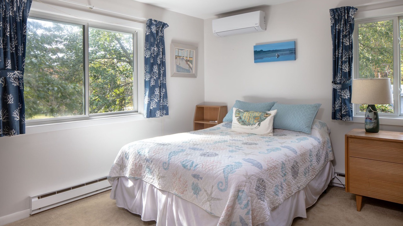 Photo of Bedroom in Mattapoisett