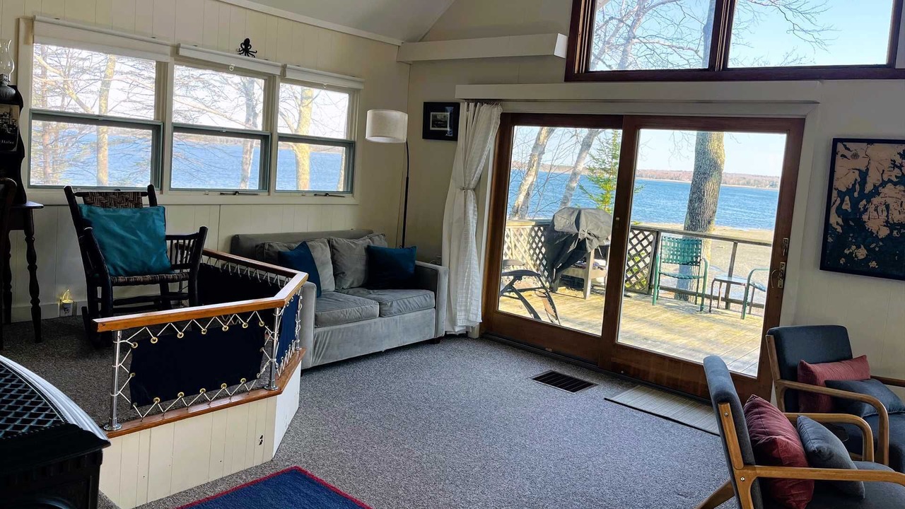 Photo of Livingroom in Salsbury Cove