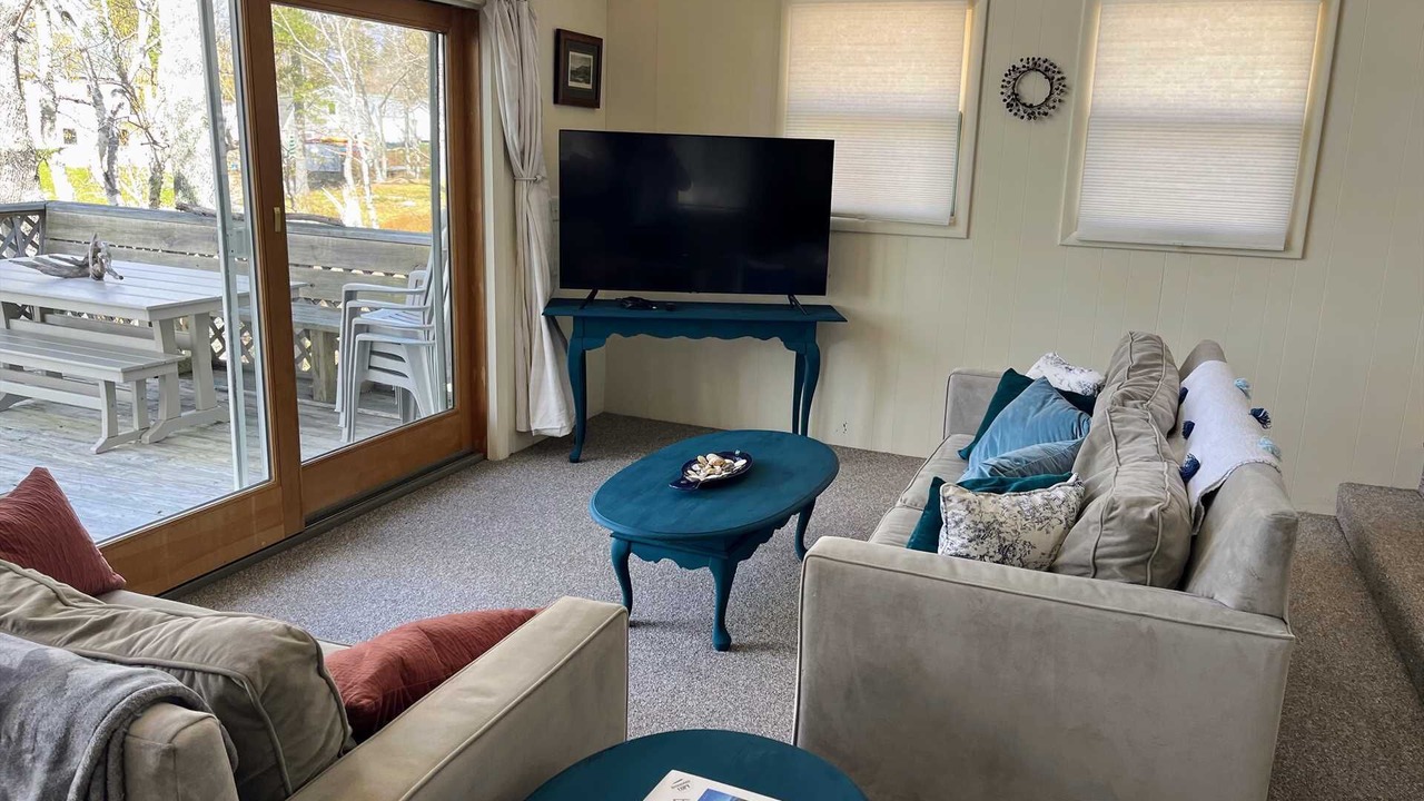 Photo of Livingroom in Salsbury Cove
