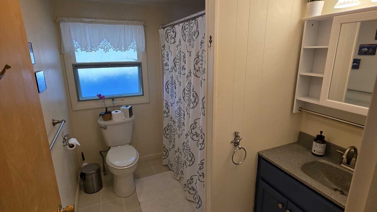 Photo of Bathroom in Salsbury Cove