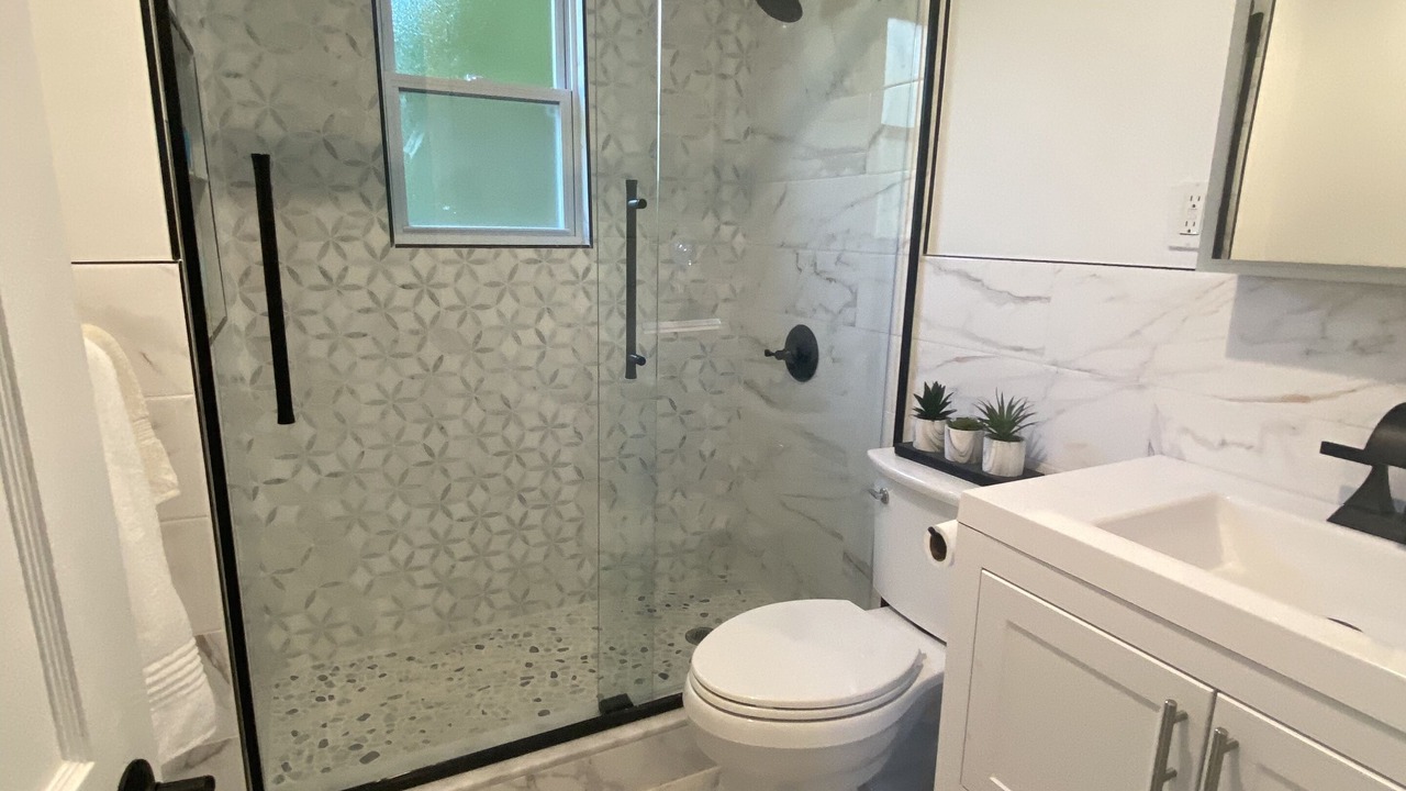 Photo of Bathroom in Cutchogue