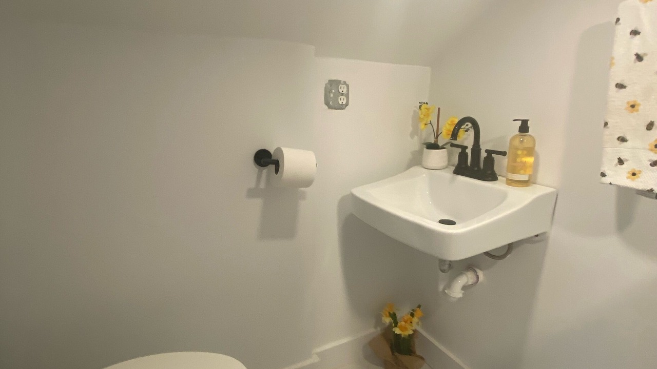 Photo of Bathroom in Cutchogue