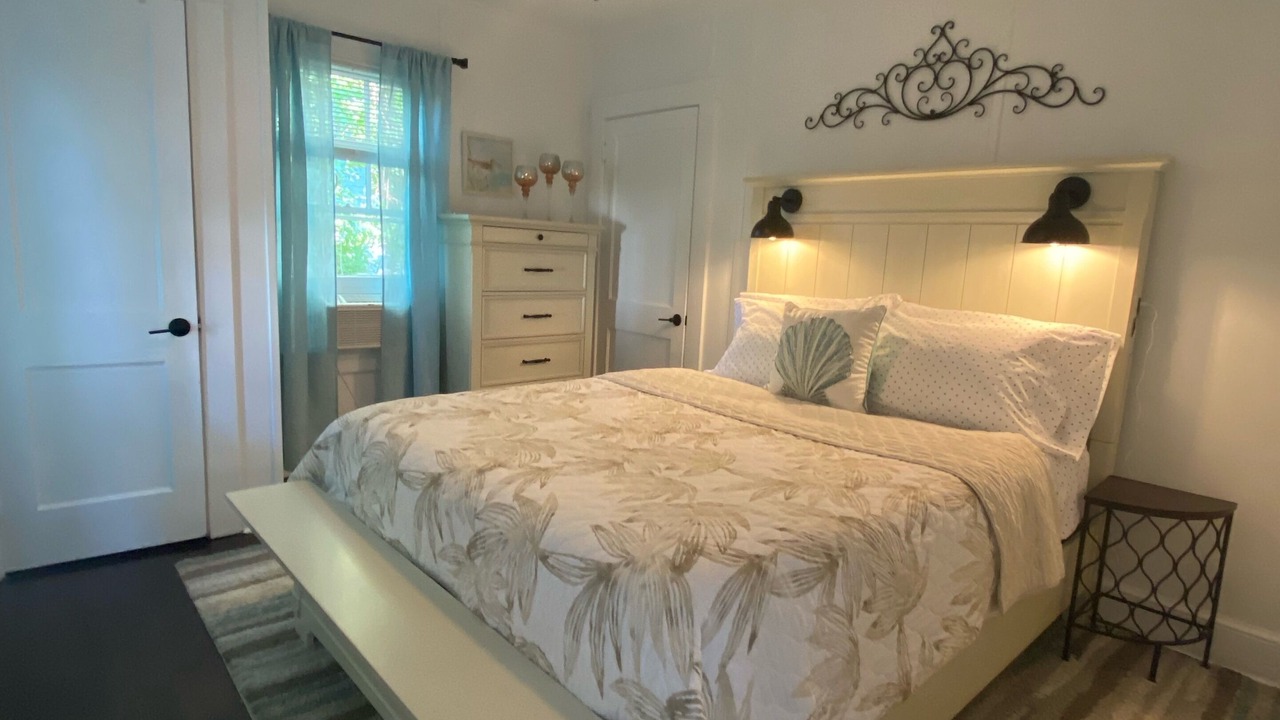 Photo of Bedroom in Cutchogue