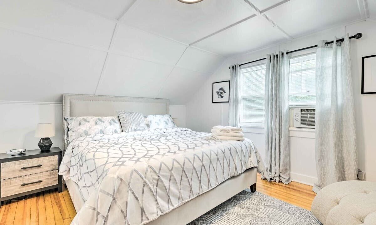 Photo of Bedroom in Cutchogue