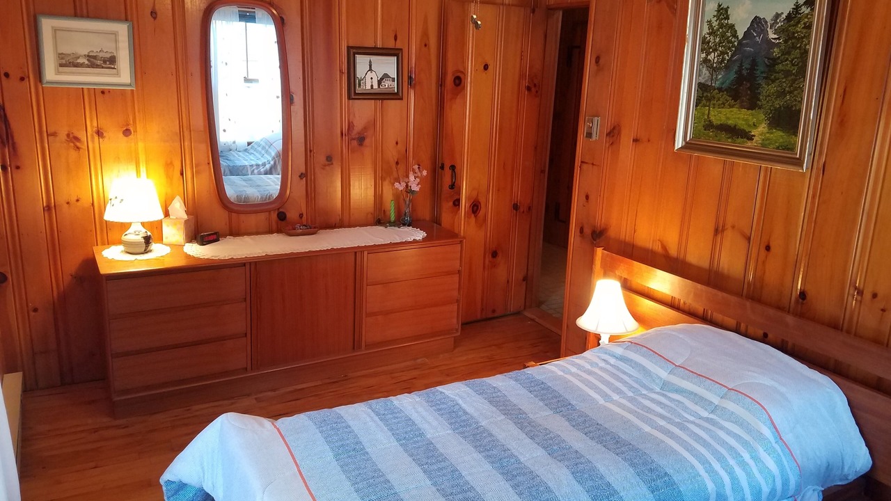 Photo of Bedroom in Wolfeboro