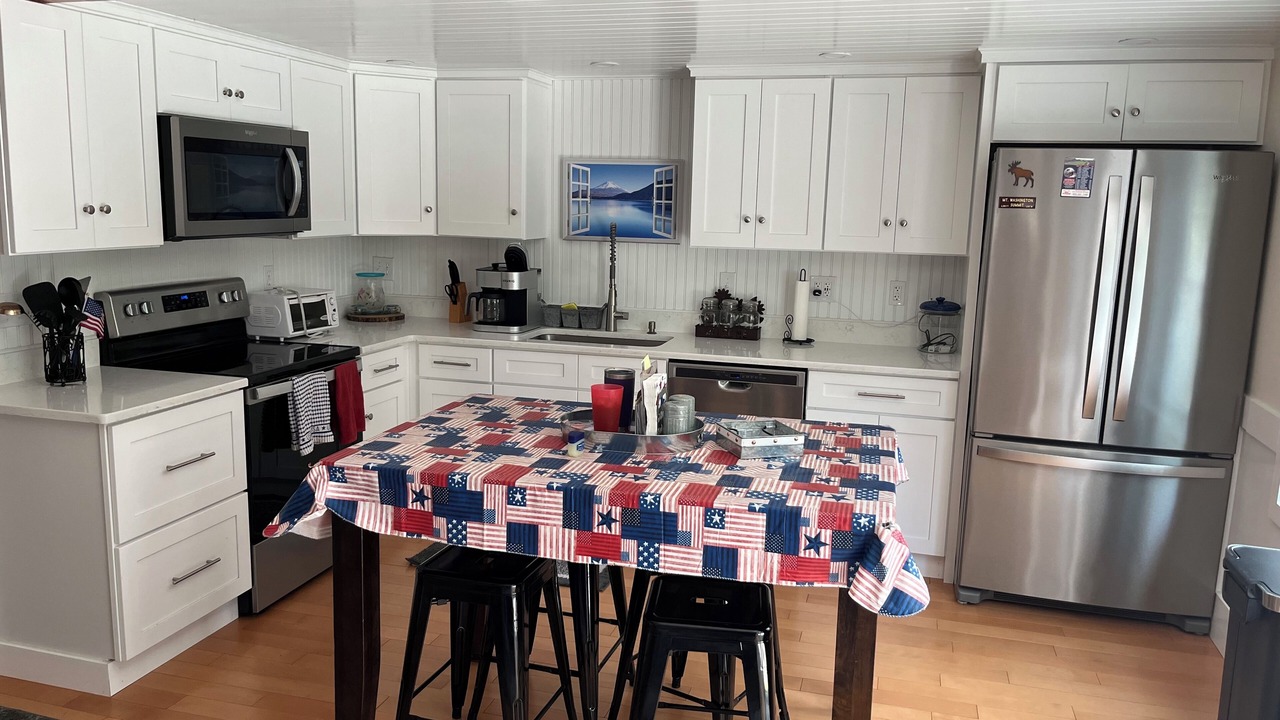 Photo of Kitchen in Moultonborough