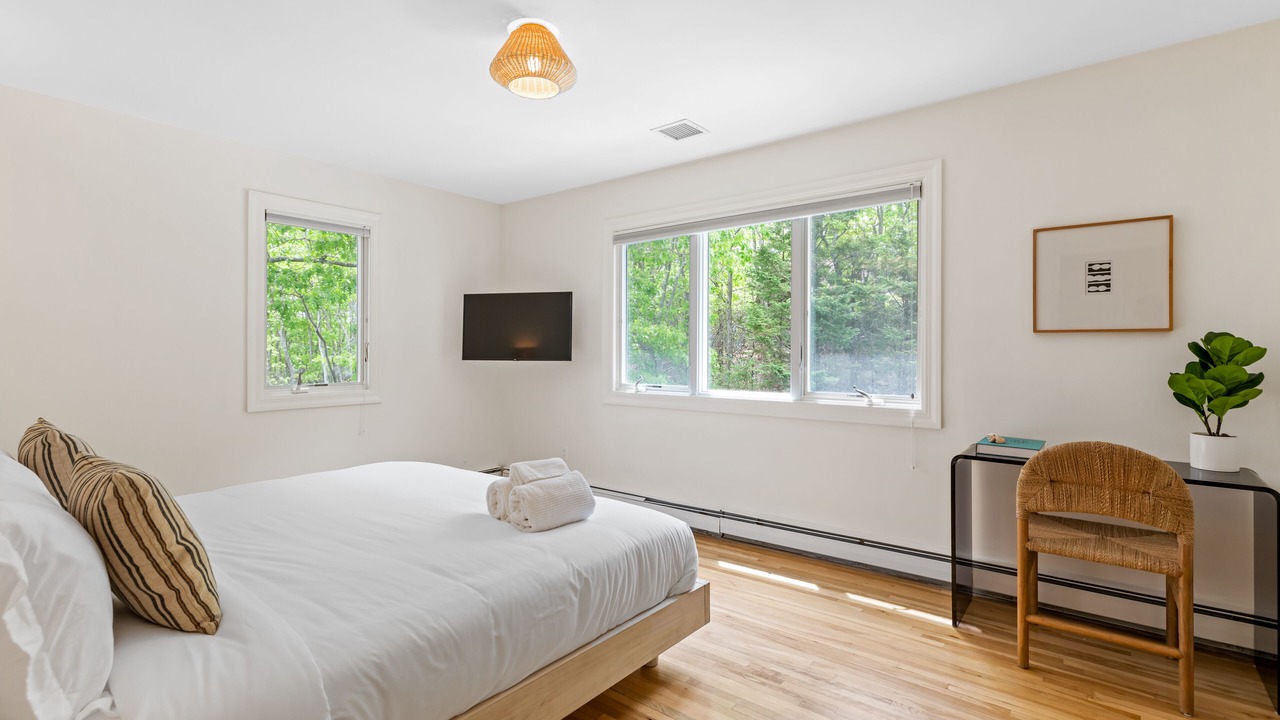 Photo of Bedroom in Noyack