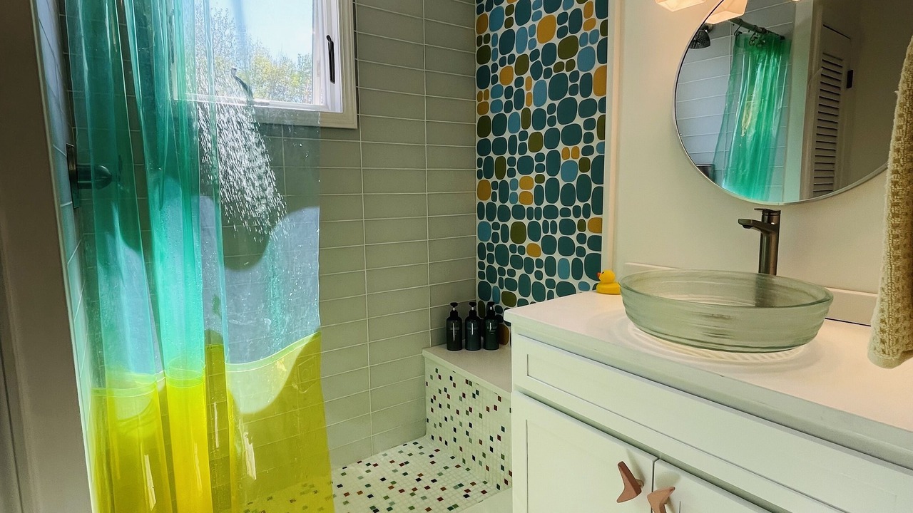 Photo of Bathroom in York Harbor