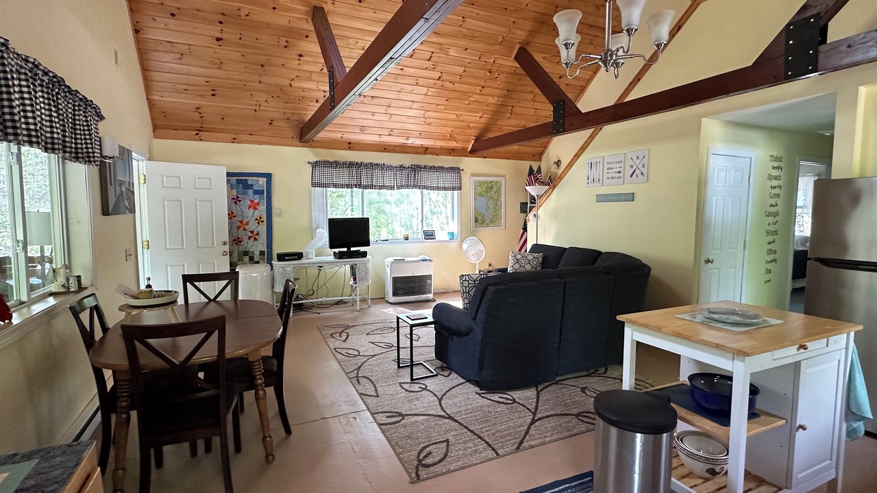 Photo of Livingroom in Standish