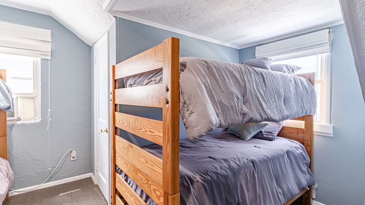 Photo of Bedroom in Mantoloking