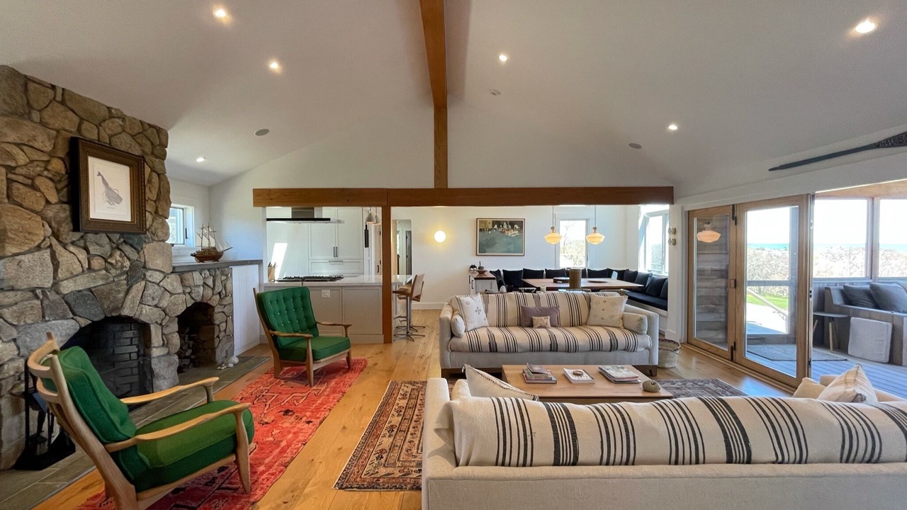 Photo of Livingroom in Chilmark