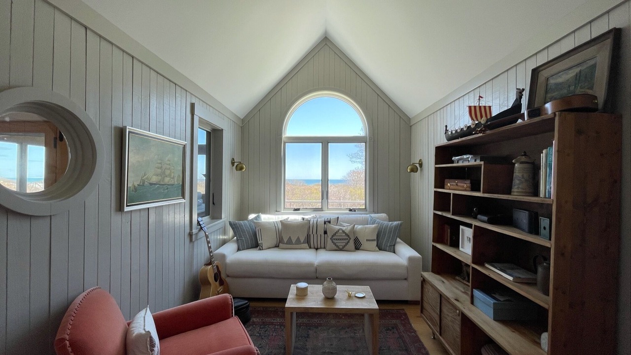 Photo of Bedroom in Chilmark