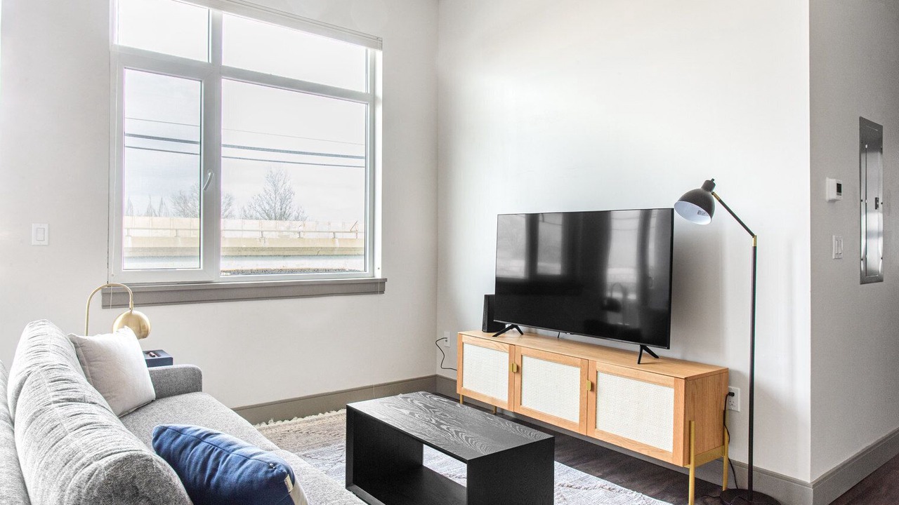Photo of Livingroom in Somerville