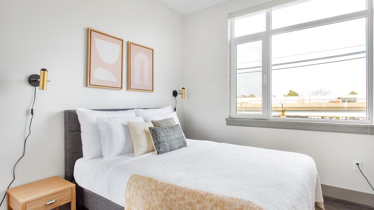 Photo of Bedroom in Somerville