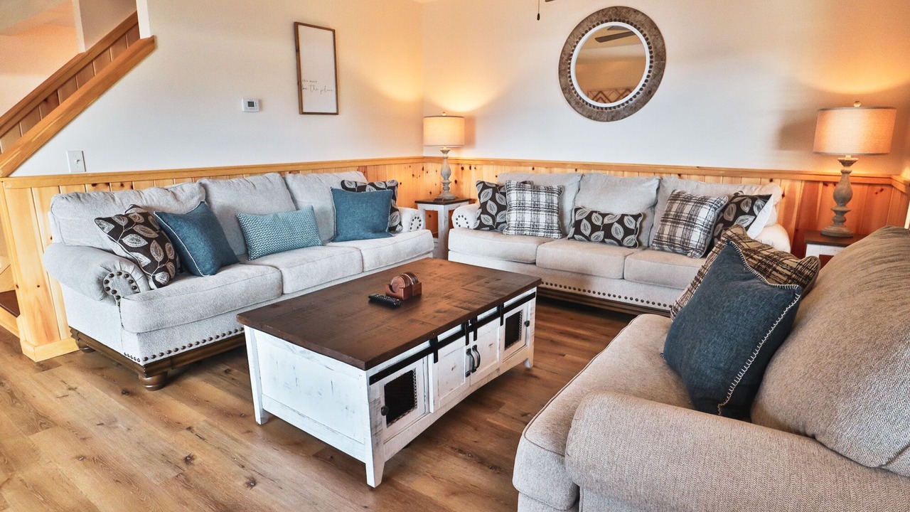 Photo of Livingroom in Bolton Landing