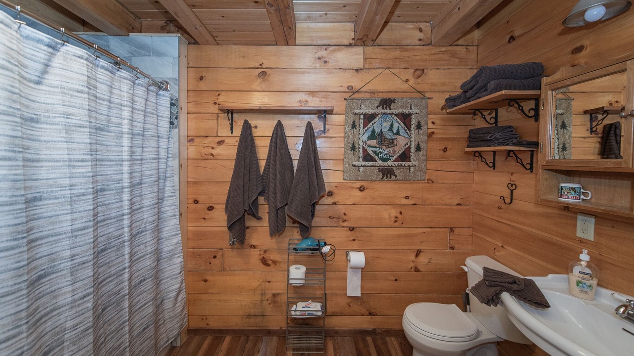 Photo of Bathroom in Jay