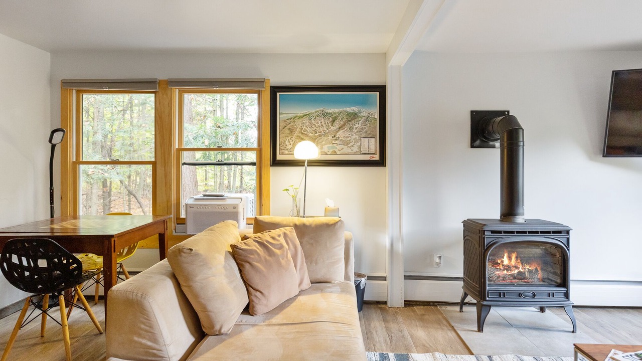 Photo of Livingroom in Stowe Area