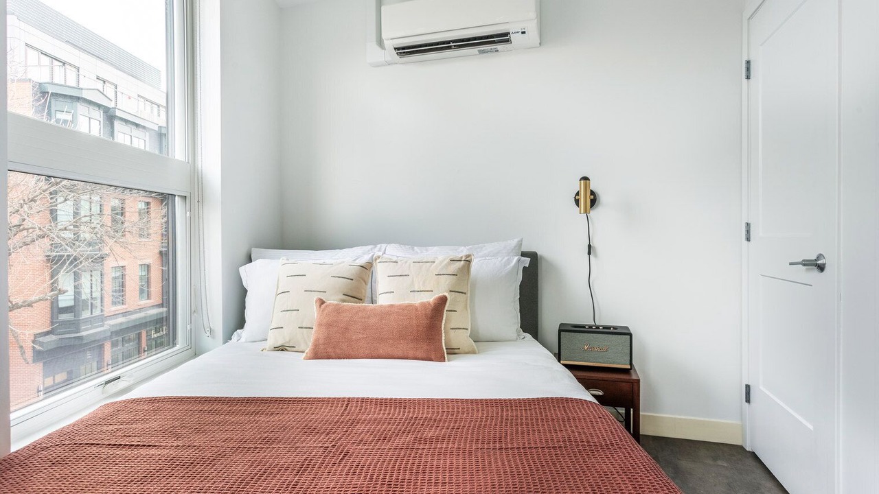 Photo of Bedroom in Central Square