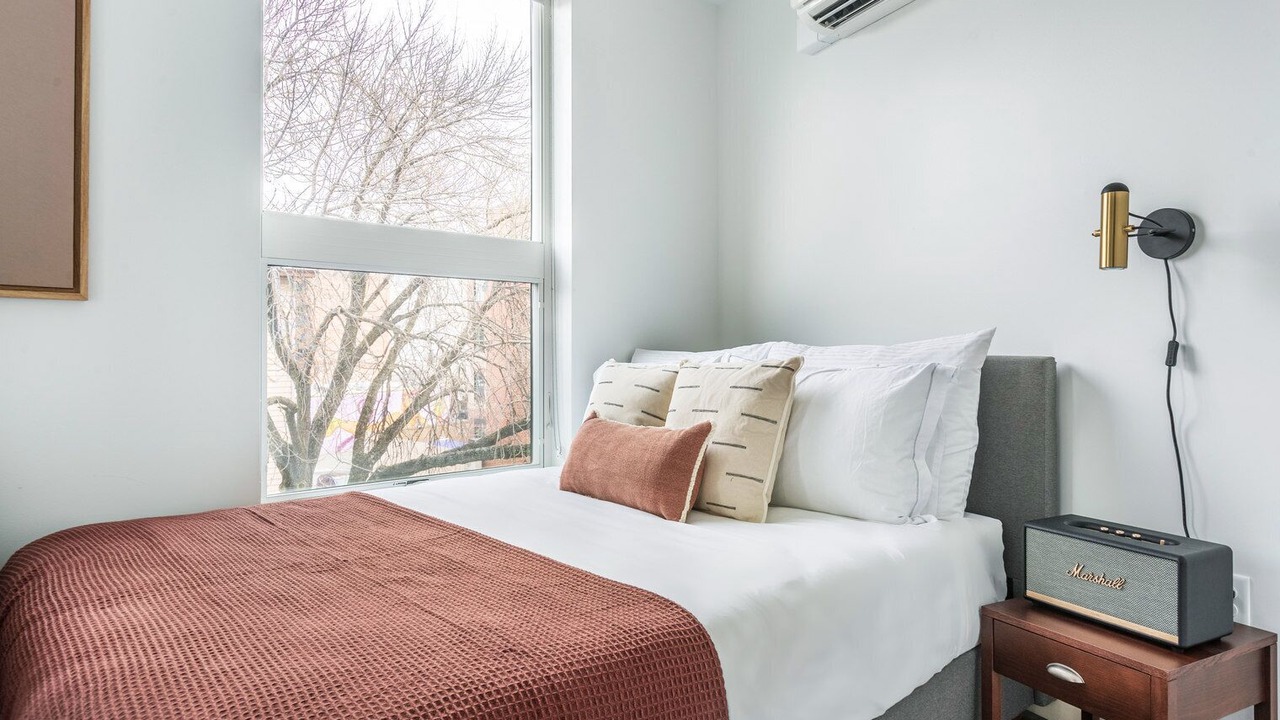 Photo of Bedroom in Central Square