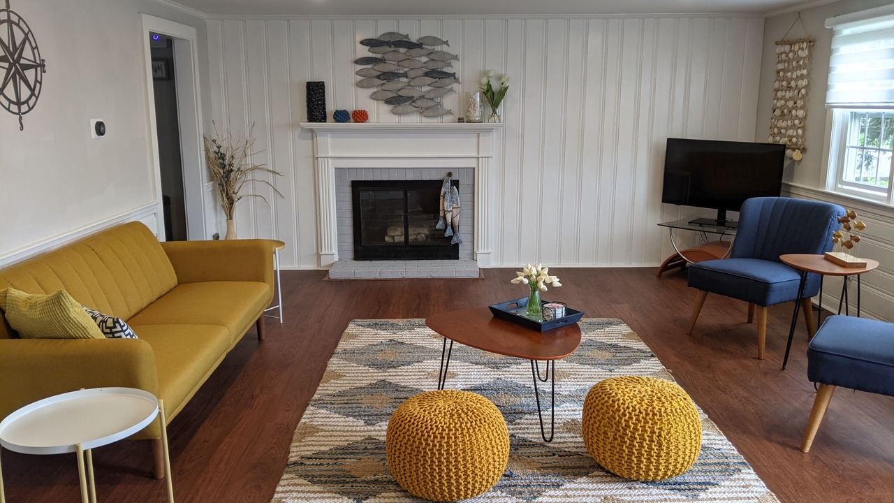Photo of Livingroom in West Dennis