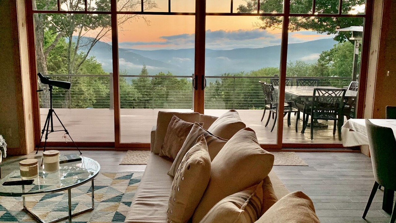 Photo of Livingroom in Margaretville