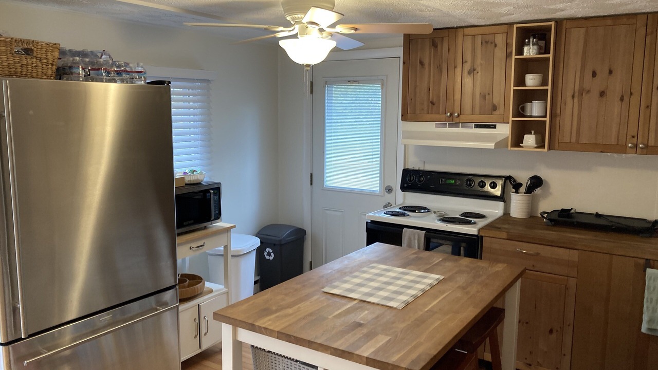 Photo of Kitchen in Moultonborough