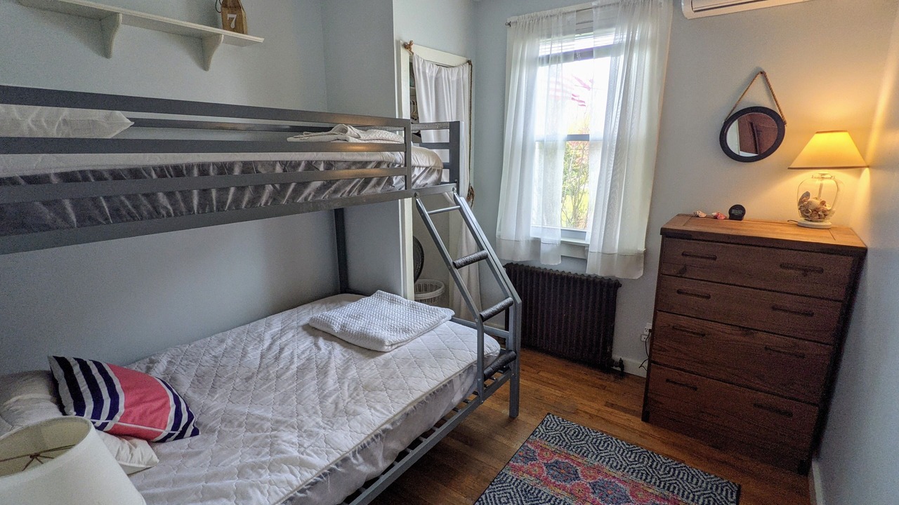 Photo of Bedroom in Lords Point