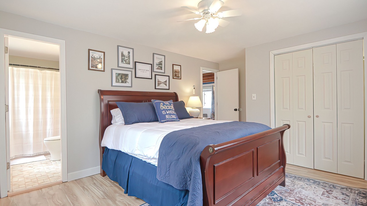 Photo of Bedroom in Lake Arrowhead