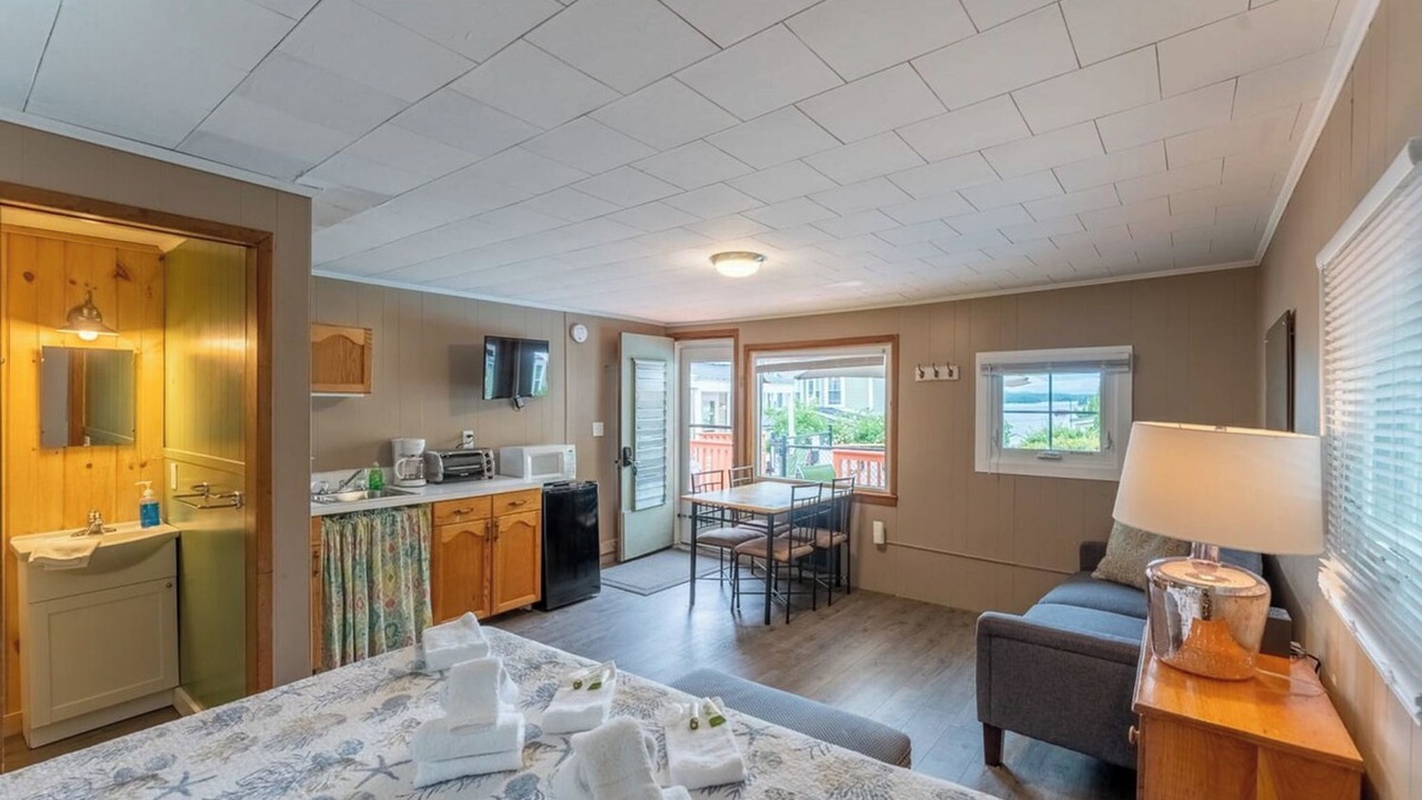 Photo of Bedroom in Weirs Beach