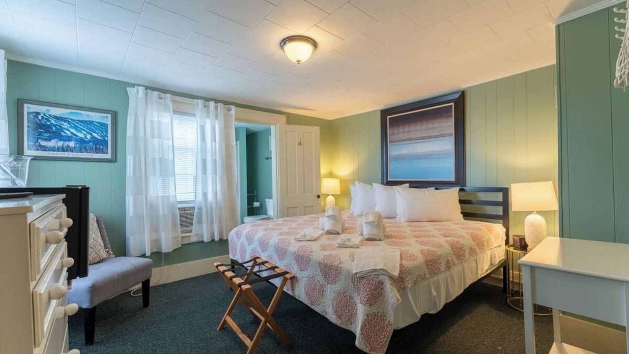 Photo of Bedroom in Weirs Beach