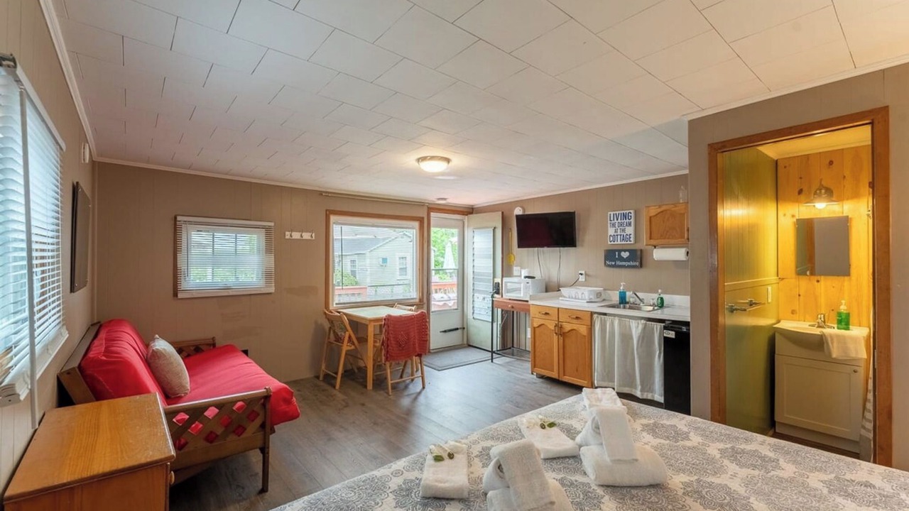 Photo of Bedroom in Weirs Beach