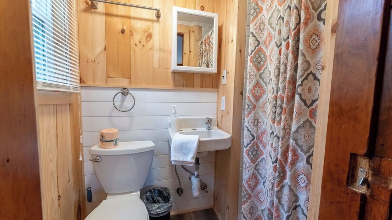 Photo of Bathroom in Weirs Beach