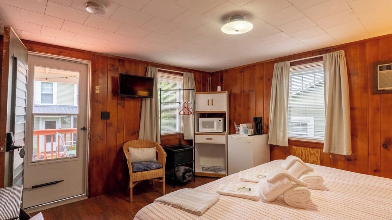 Photo of Bedroom in Weirs Beach