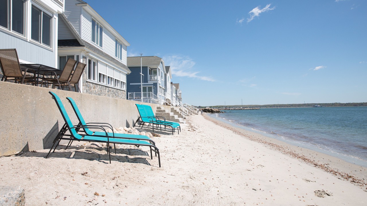 Photo of Others in Niantic