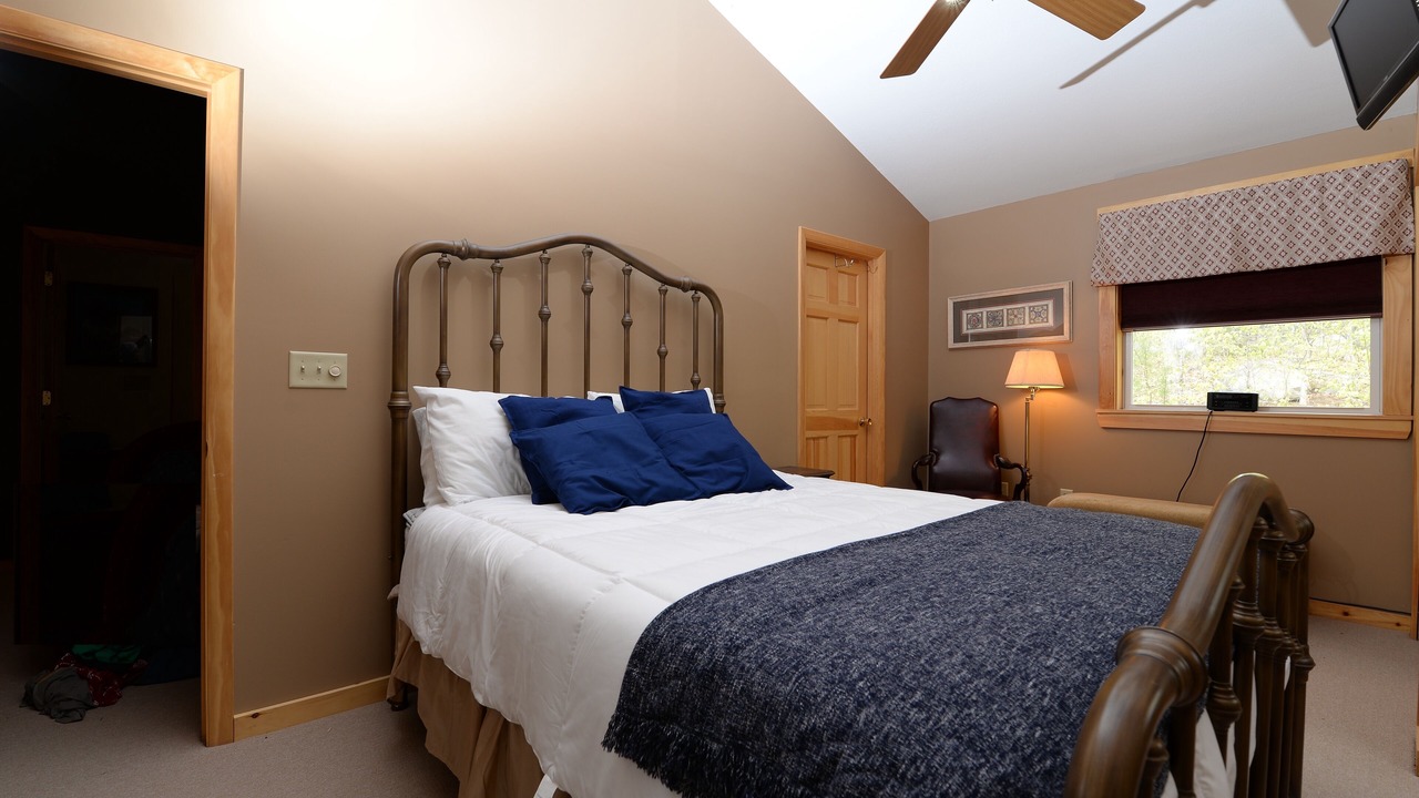 Photo of Bedroom in Eidelweiss Village