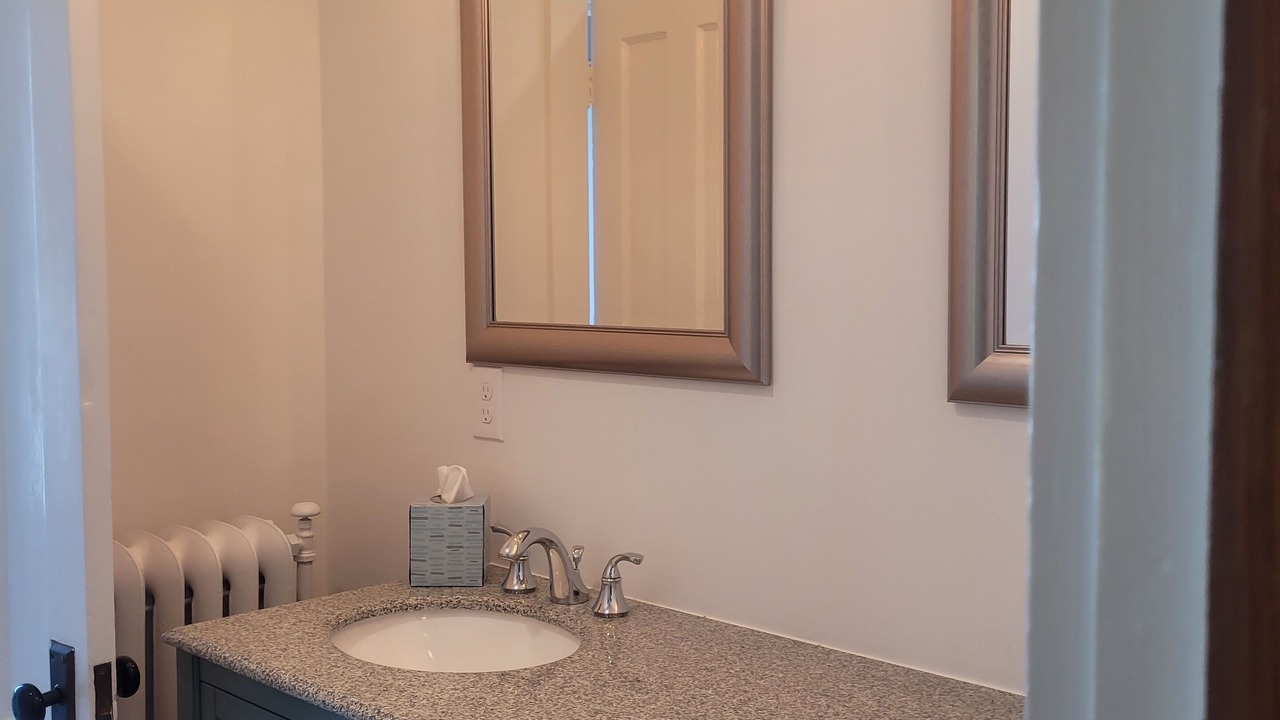 Photo of Bathroom in Fifth Ward