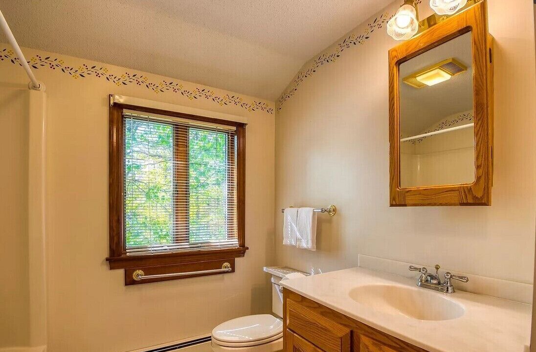 Photo of Bathroom in Bartlett