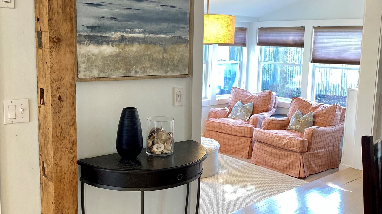 Photo of Livingroom in Westhampton Beach